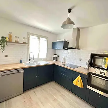 Holiday home Maison Climatisee Saint-Hippolyte (Pyrenees-Orientales)